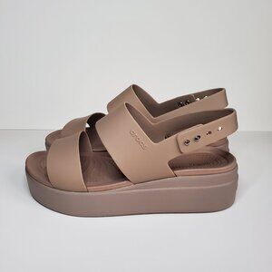 Crocs Brooklyn Low Wedge Platform Sandal Latte/Mushroom Size 9